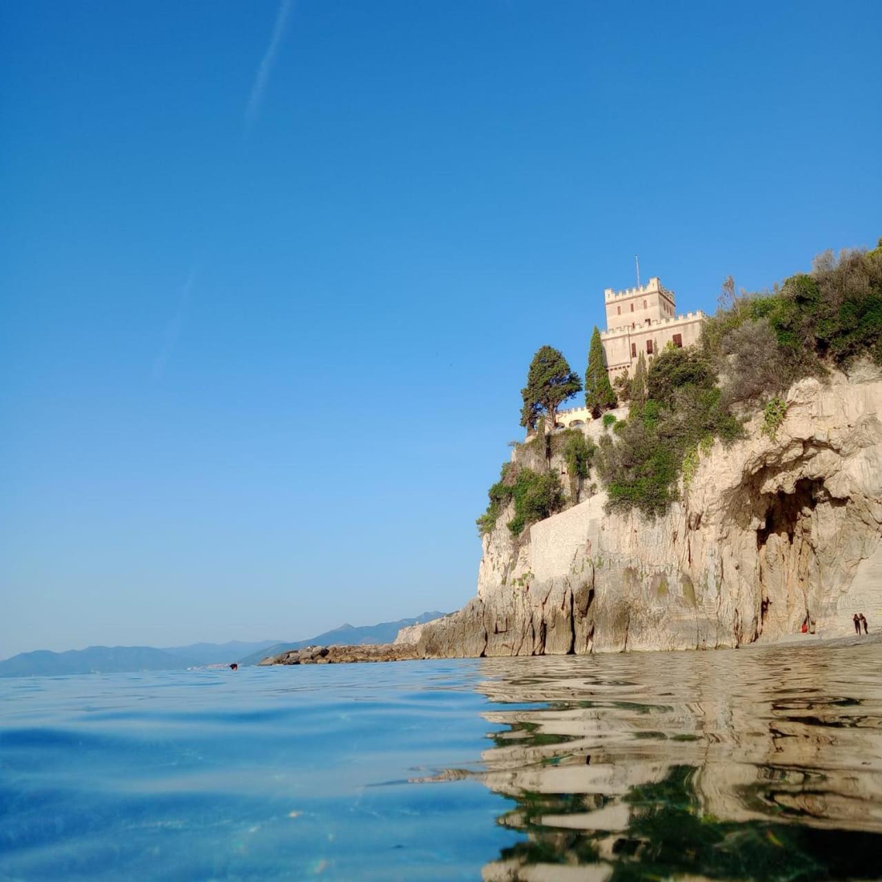 Agriturismo Caruggiu Di Via Vecchia Orco Feglino Luaran gambar