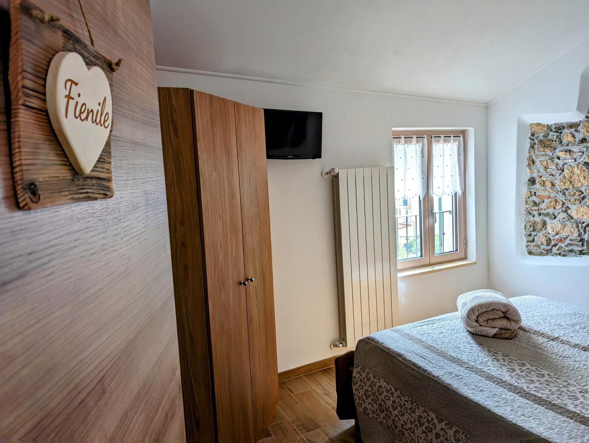 Agriturismo Caruggiu Di Via Vecchia Orco Feglino Luaran gambar